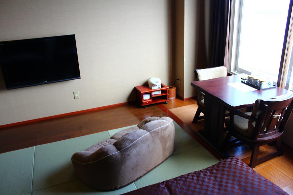 Hotel Shiosai Fudzsiszava Kültér fotó